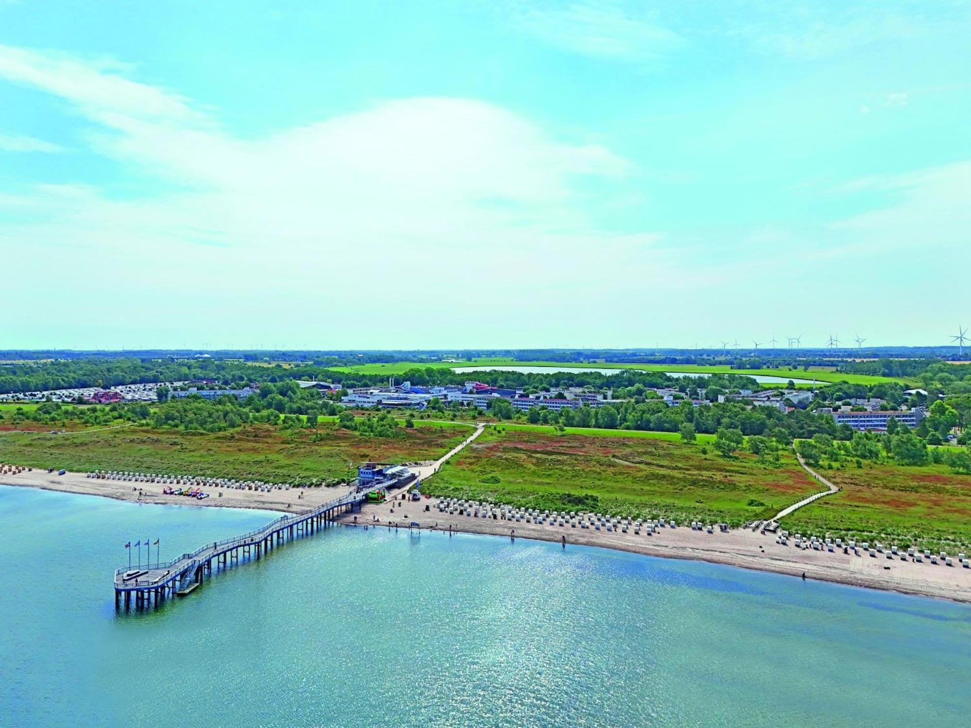 Doppelhaushaelften Im Ferien- Und Freizeitpark Weissenhaeuser Strand Luaran gambar