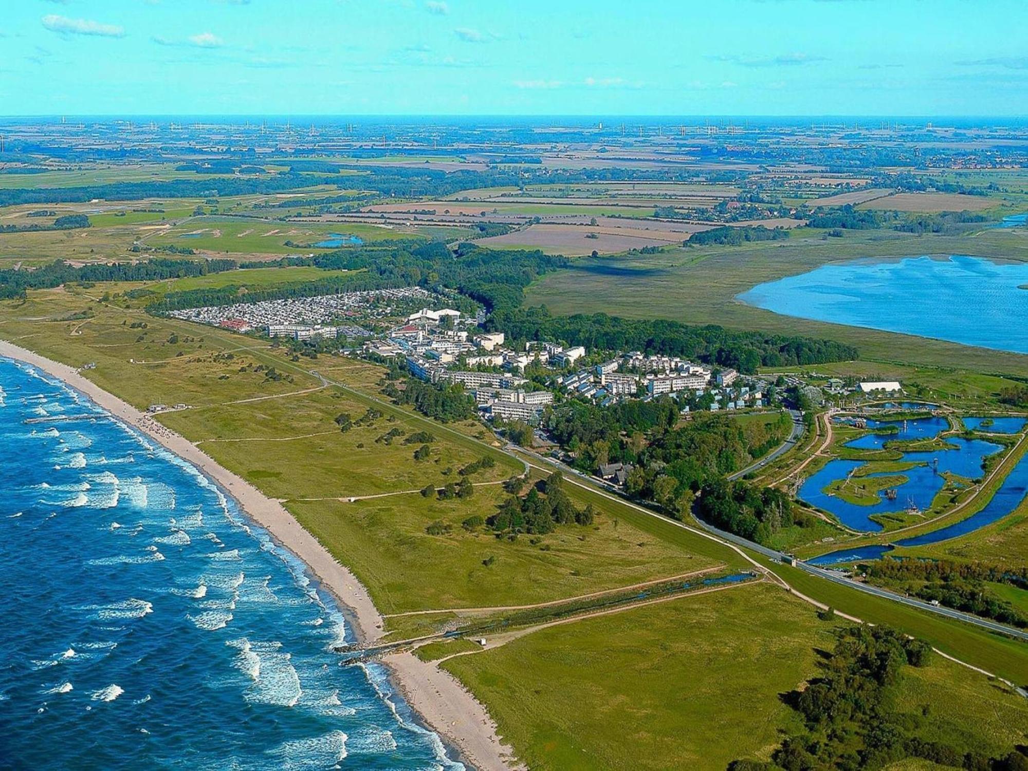 Doppelhaushaelften Im Ferien- Und Freizeitpark Weissenhaeuser Strand Luaran gambar